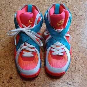 Nike Rare Men's Air Raid In White/Mango/Green/Crimson Size 9 New Condition